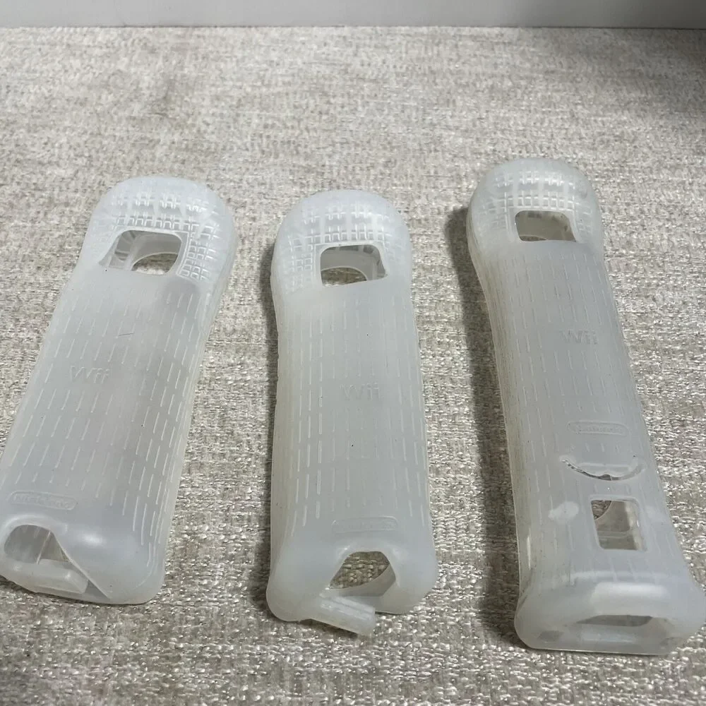 Genuine Nintendo Wii Controller Rubber Silicone Grip Sleeves Clear Lot Of 3